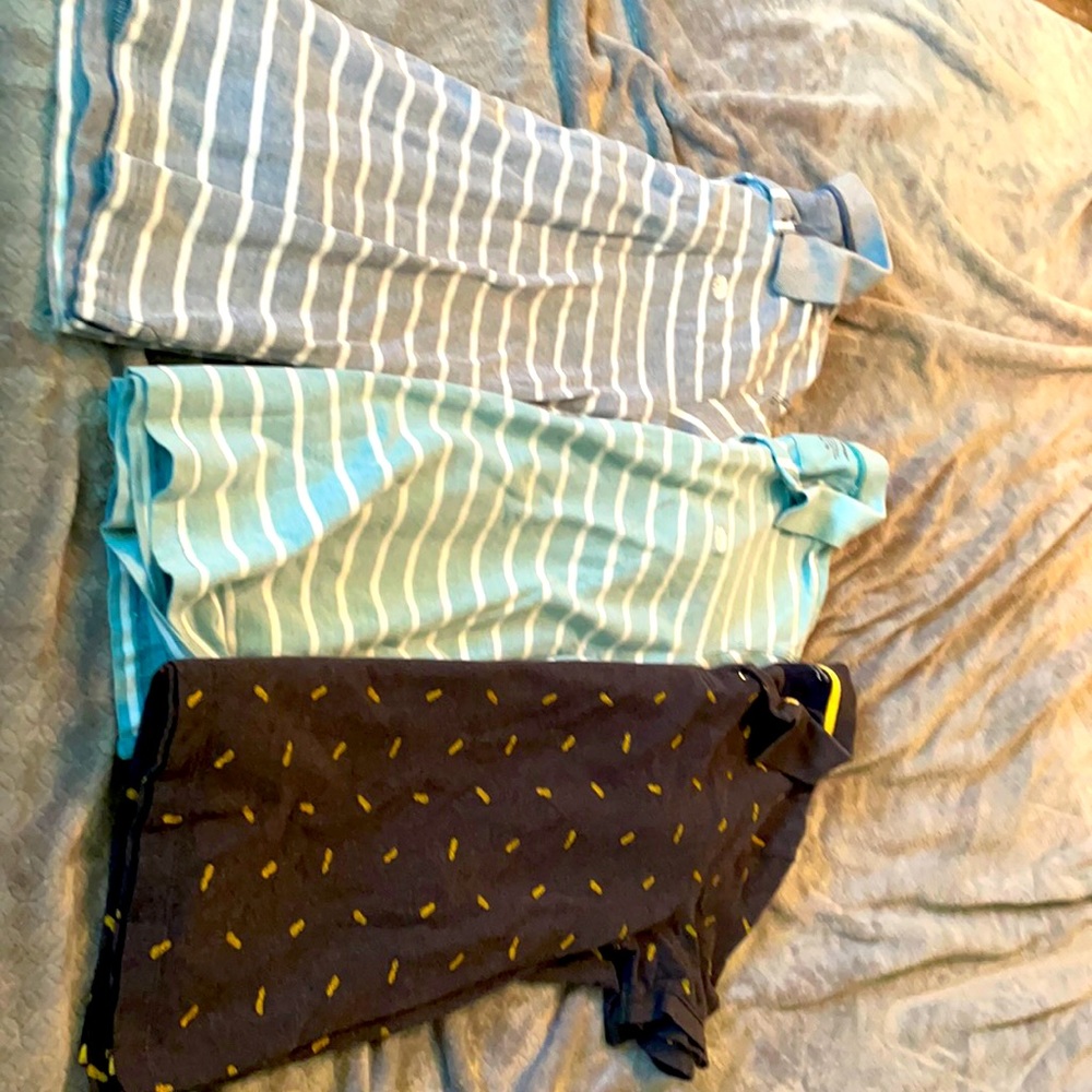 Banana Republic polos. 2 are size XL, and 1 size L
